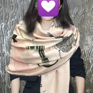 HERMES 실크 스카프